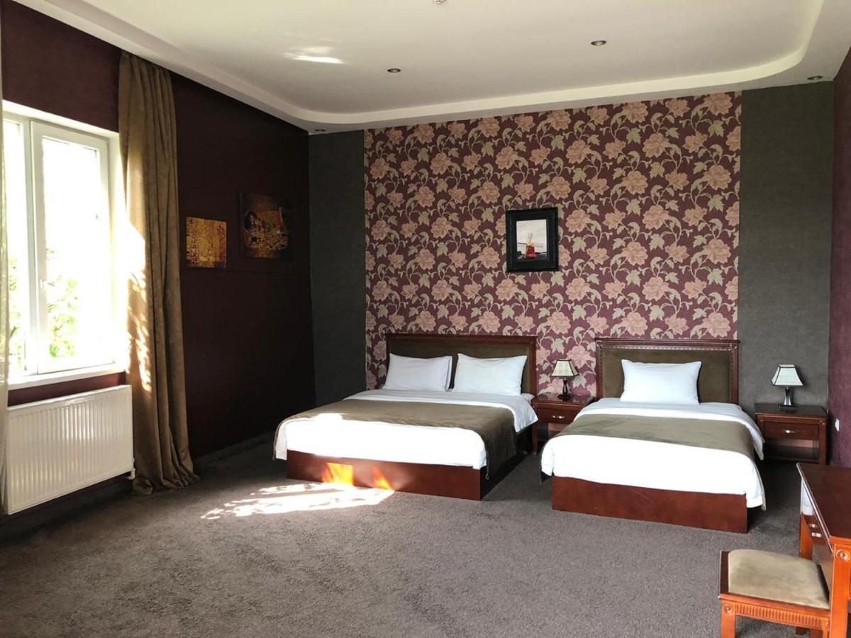Hotel Vaki Tbilisi Ngoại thất bức ảnh
