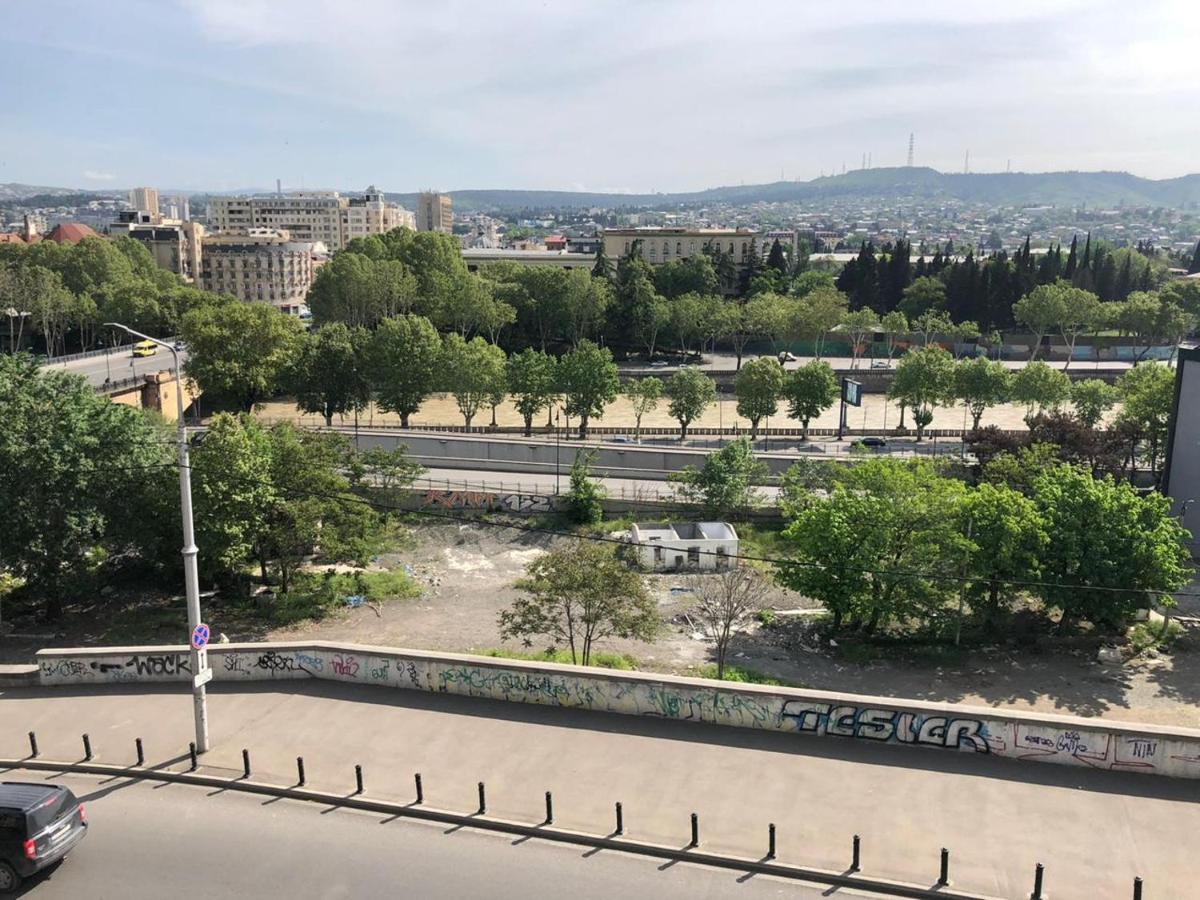 Hotel Vaki Tbilisi Ngoại thất bức ảnh