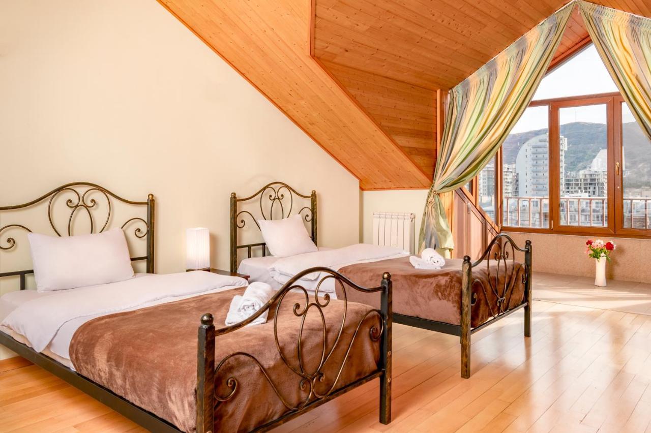 Hotel Vaki Tbilisi Ngoại thất bức ảnh